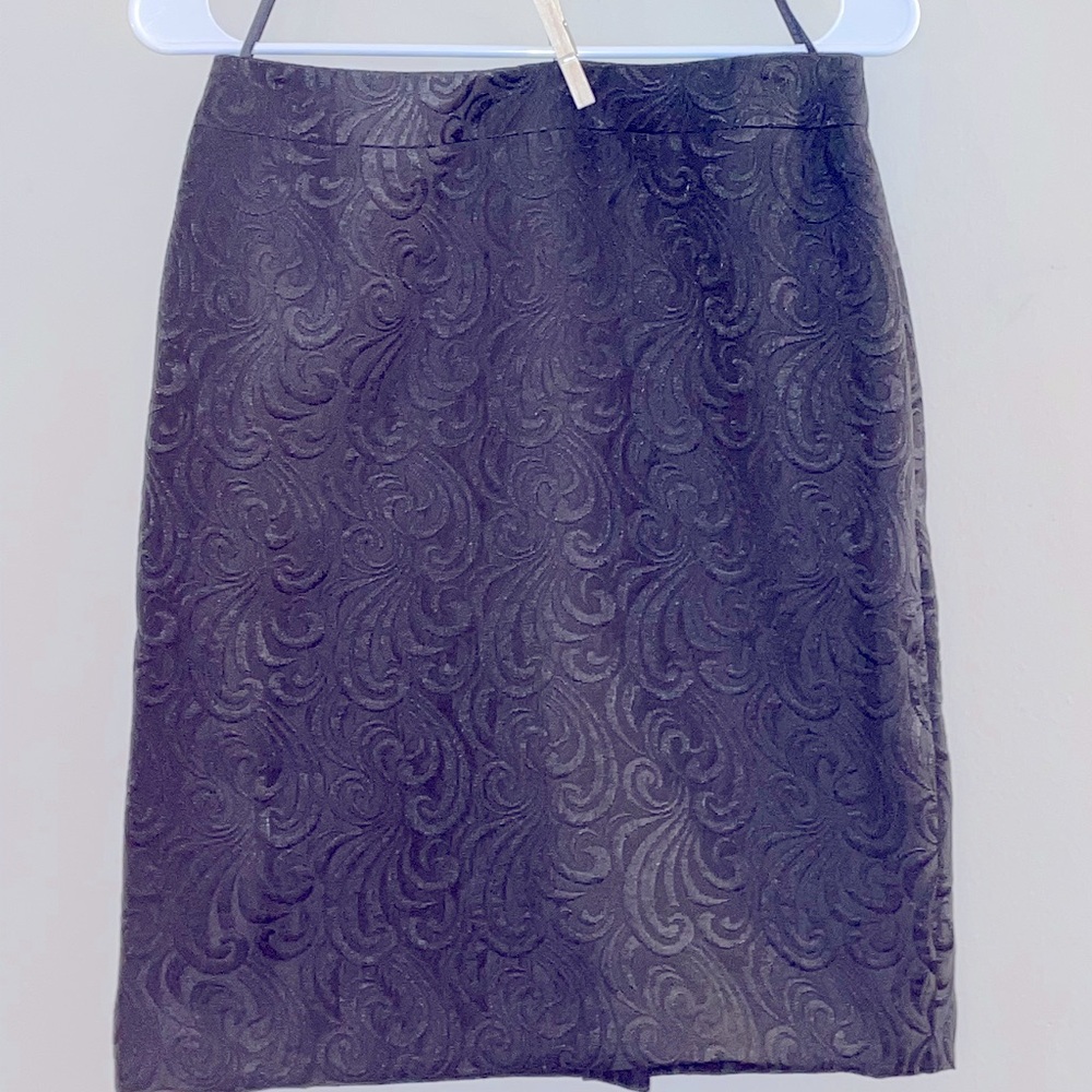 LAURA Women's Black Jacquard/Damask Pencil Skirt Knee Length Preworn Size 8
